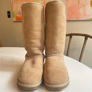 UGG Boots Tall Light Brown